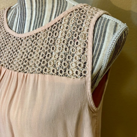 Zara Basic Top Medium Pale Pink Sleeveless Tunic Eyelets Trim Viscose Liteweight - Picture 7 of 14